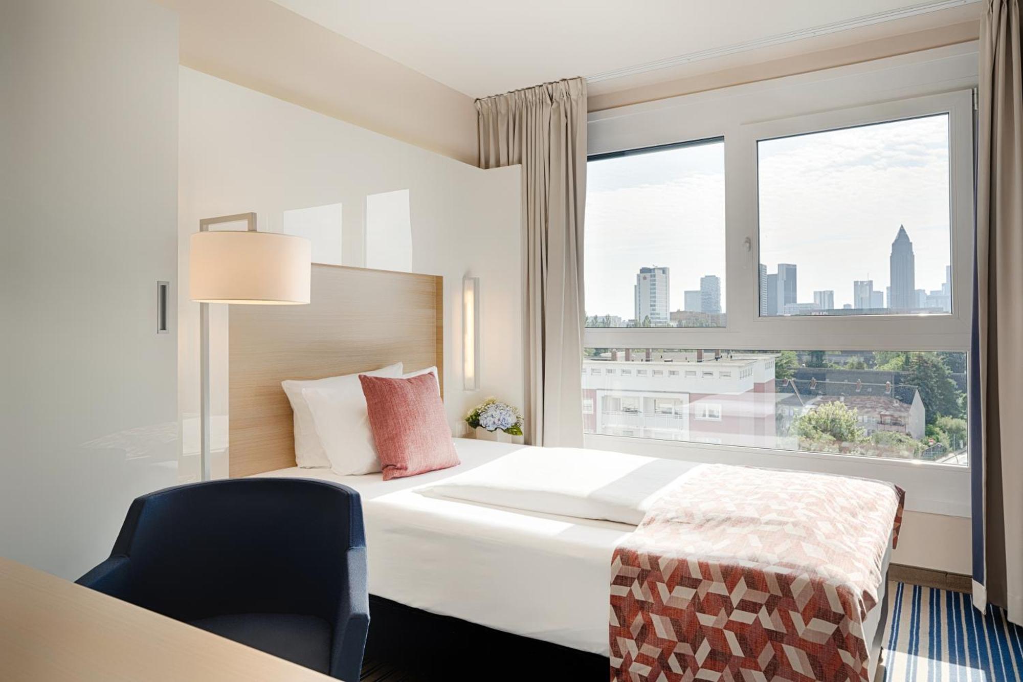 Superior Single Room,1435685692:JPEG
